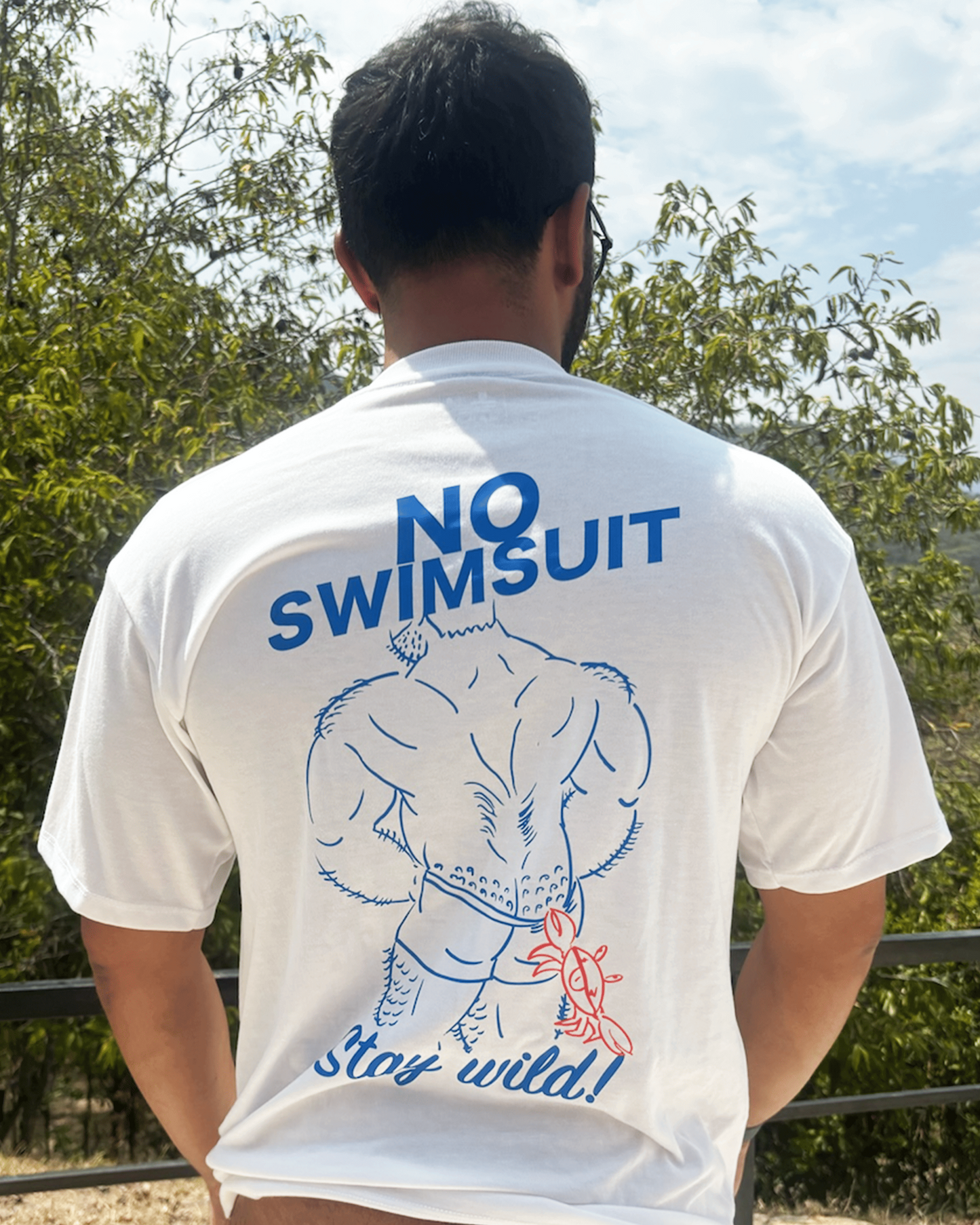 Camiseta No Swimsuit